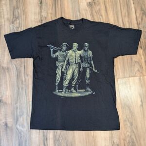 Soffe's Choice Vintage 1994 Tee Vietnam Veterans War Statue Of 3 Soldiers Large